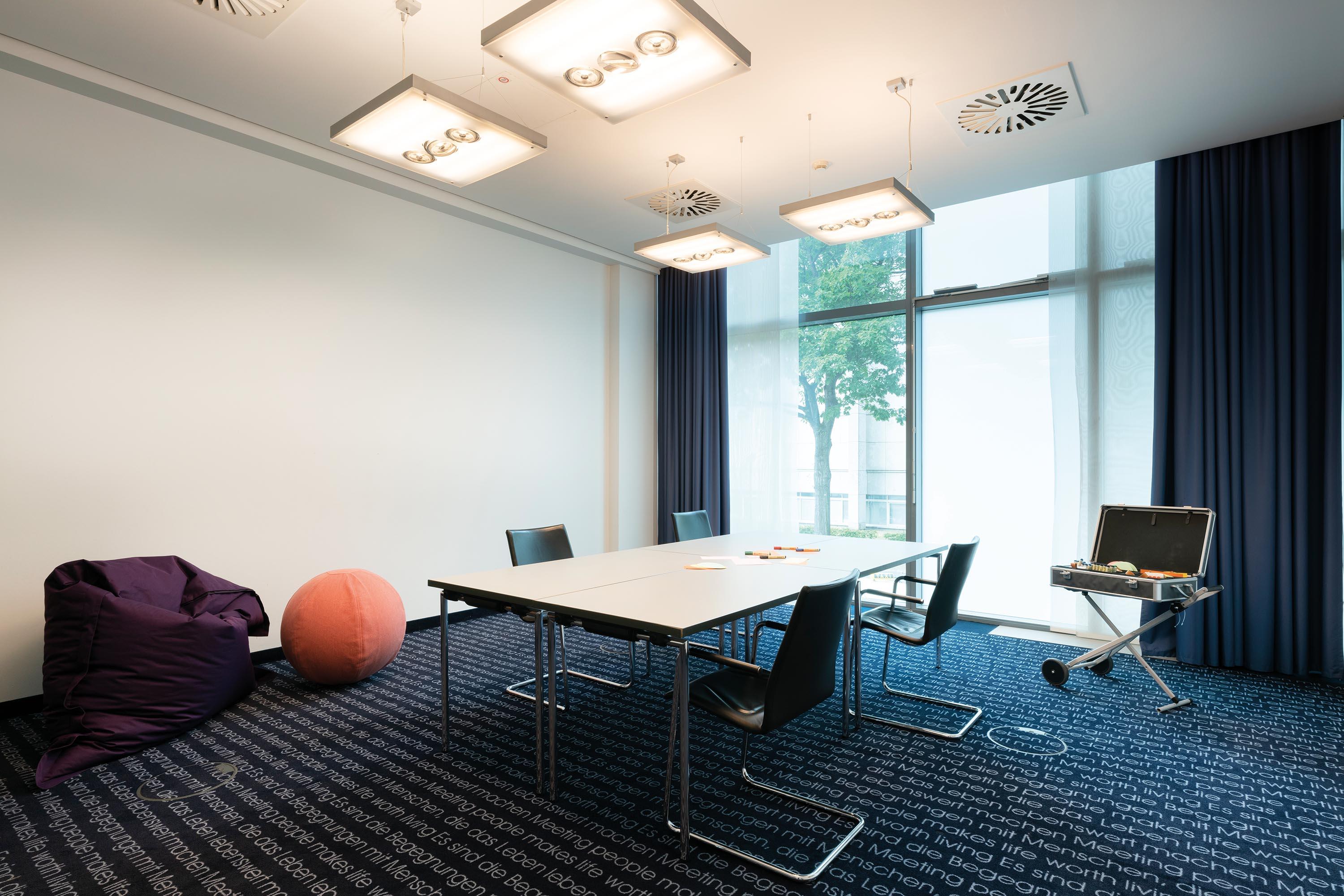 Hotel Seminaris Campushotel 4*
