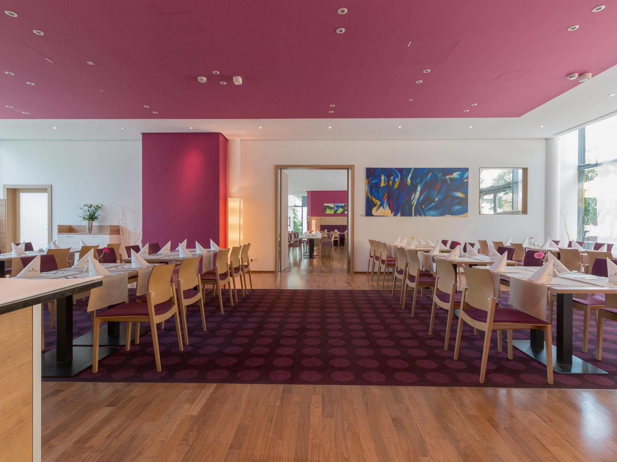 Seminaris Campushotel Hotel 4*